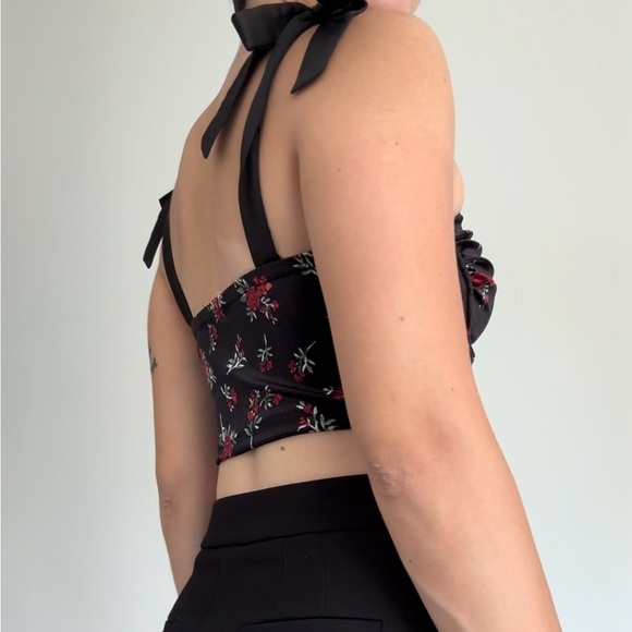 Velvet Black and Red Floral Crop Top - Picture 4 of 7